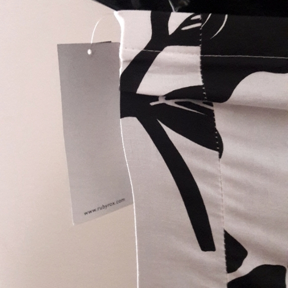 RUBY ROX Floral Print Dress, 6 - Fun In The Sun - Picture 6 of 7